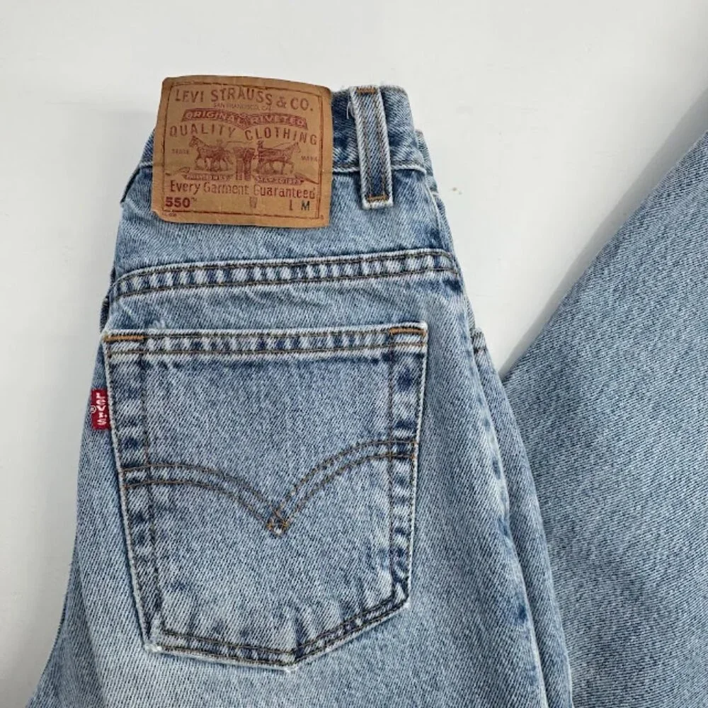 Vintage Levi's 550 Relaxed Fit Tapered Leg Jeans - Size 2 Petite - Picture 11 of 15